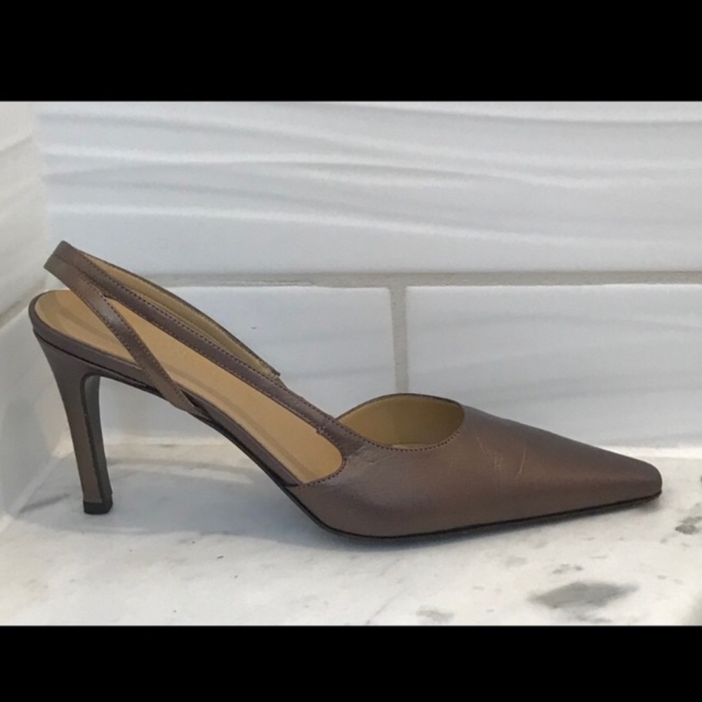 Ellen Tracy Texture Bronze Slingback Pump